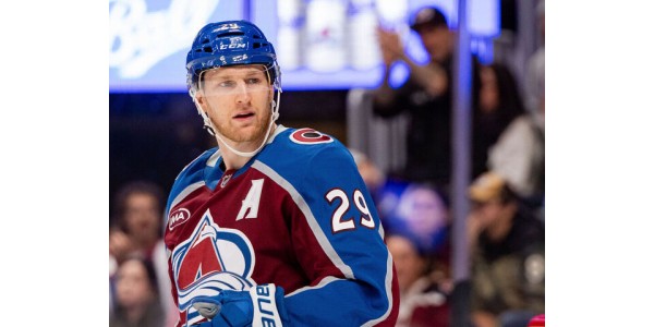 Nathan MacKinnon ilmaisi ymmärryksensä Colorado Avalanchen suorituskyvyn laskusta